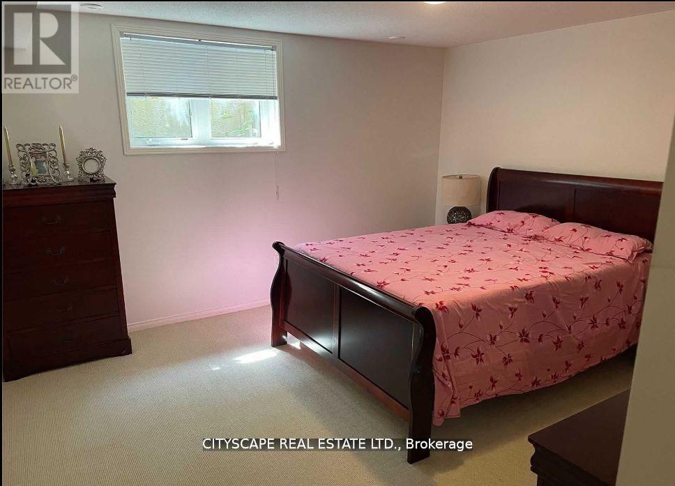 Row / Townhouse for Sale in 7 - 5725 TENTH LINE W|Mississauga (Churchill Meadows), Ontario L5M0P7 3