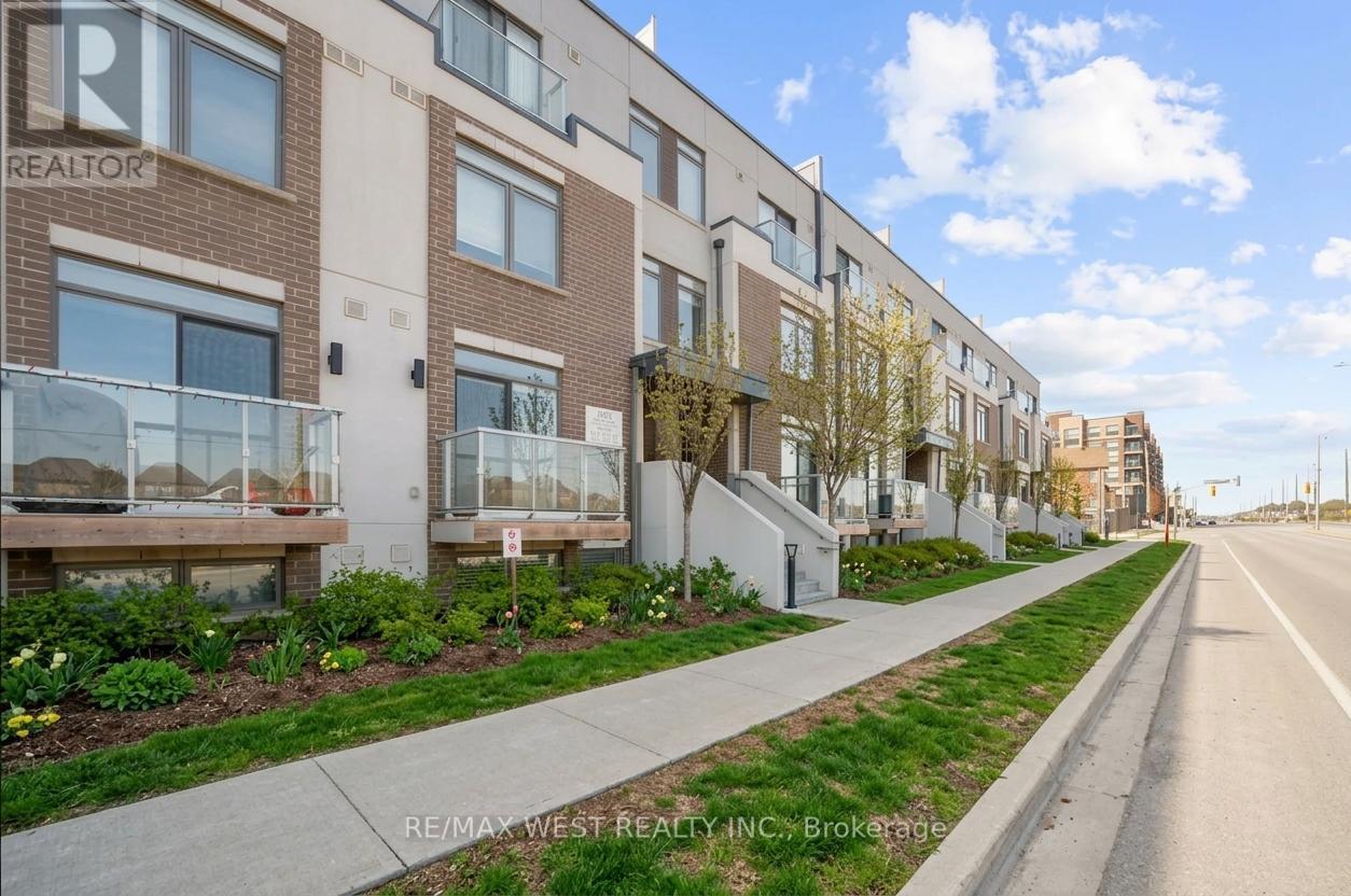 Row / Townhouse for Sale in 321 - 3078 SIXTH LINE|Oakville (GO Glenorchy), Ontario L6M1P8