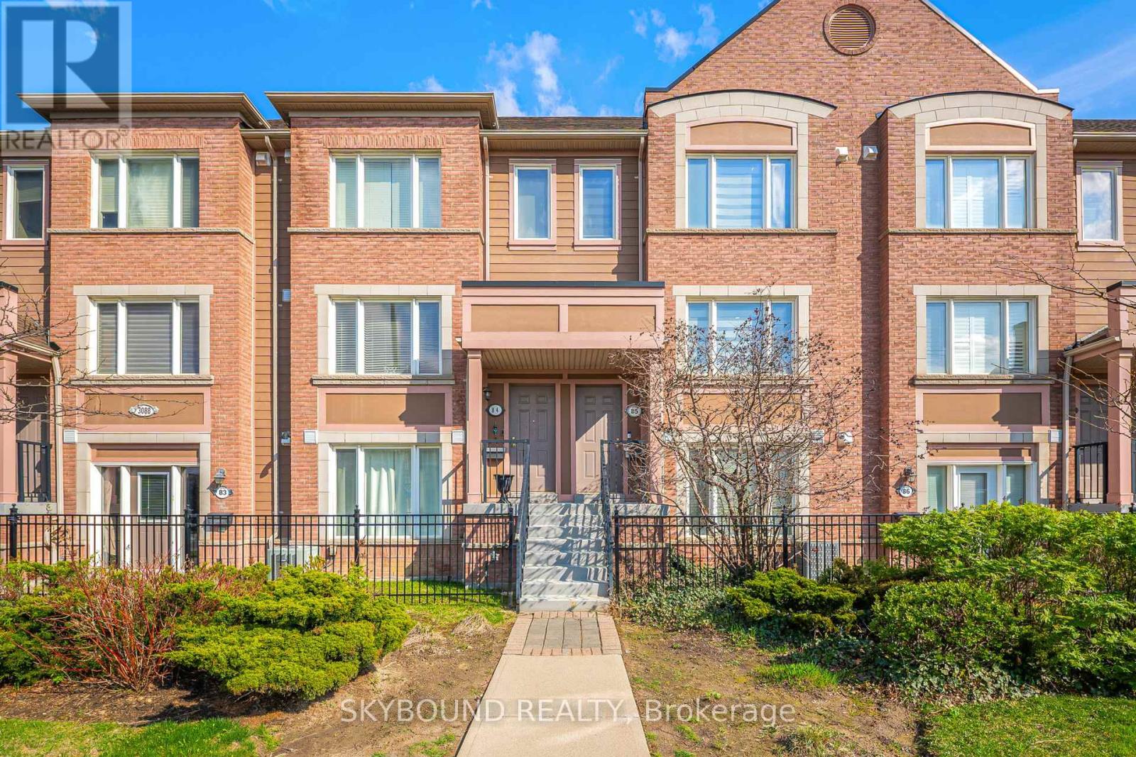 Row / Townhouse for Sale in 85 - 3088 EGLINTON AVENUE W|Mississauga (Churchill Meadows), Ontario L5M8C5 3