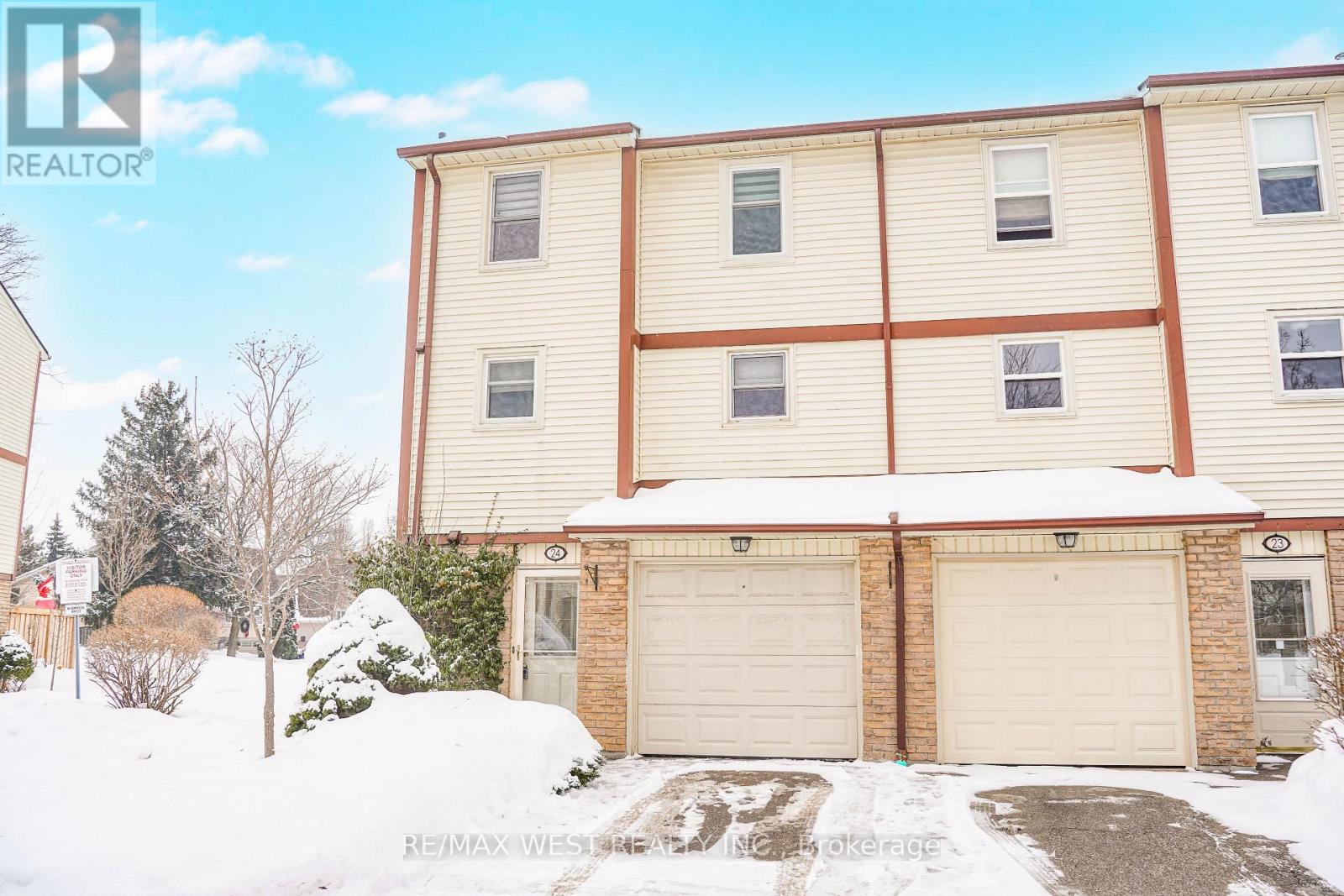 Row / Townhouse for Sale in 24 - 7340 COPENHAGEN ROAD|Mississauga (Meadowvale), Ontario L5N2S5