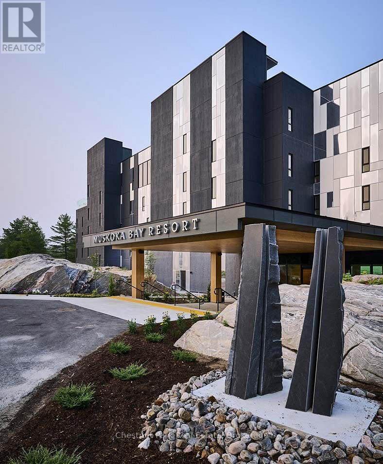 410 - 120 CARRICK TRAIL