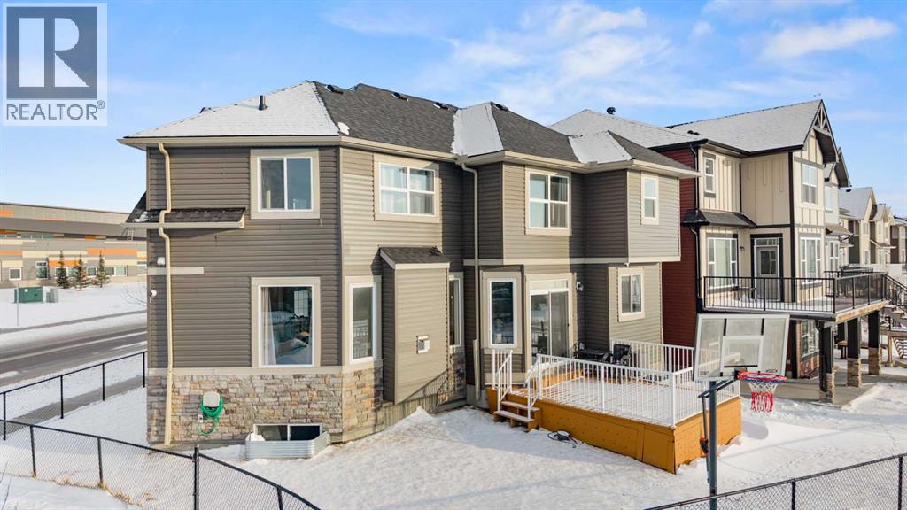 House for Sale in 8487 Saddlebrook Drive NE|Calgary, Alberta T3J0M8 4