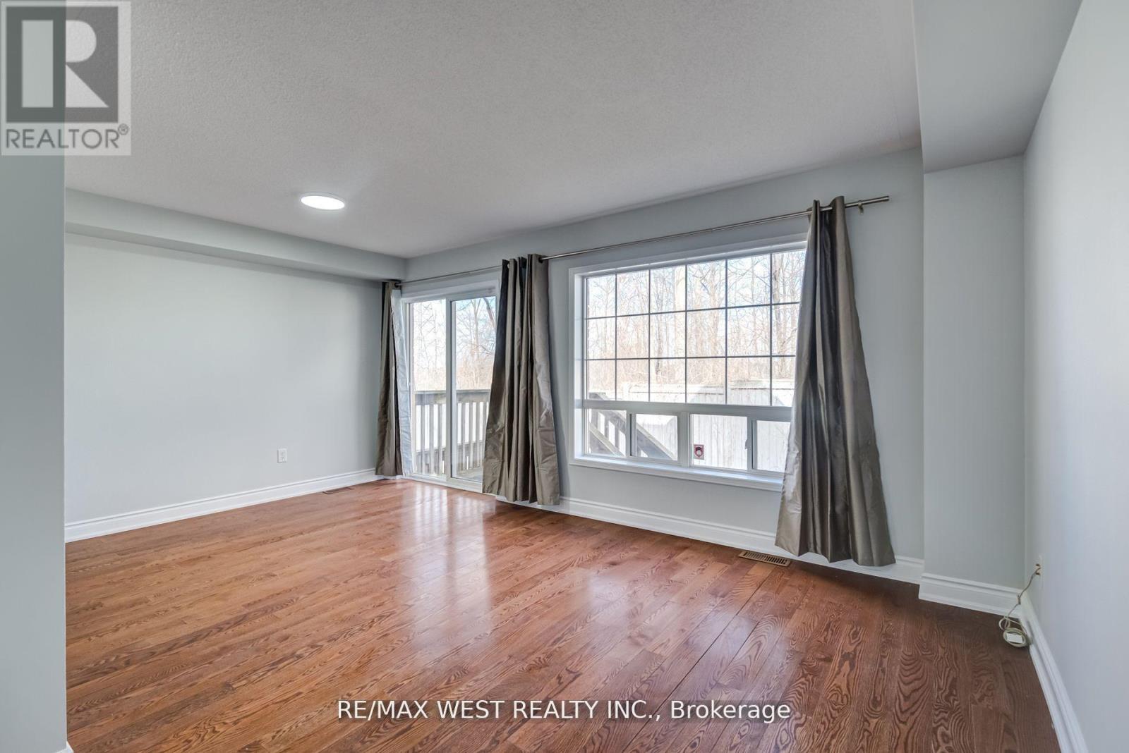 Row / Townhouse for Sale in 77 - 7360 ZINNIA PLACE|Mississauga (Meadowvale Village), Ontario L5W2A4 4