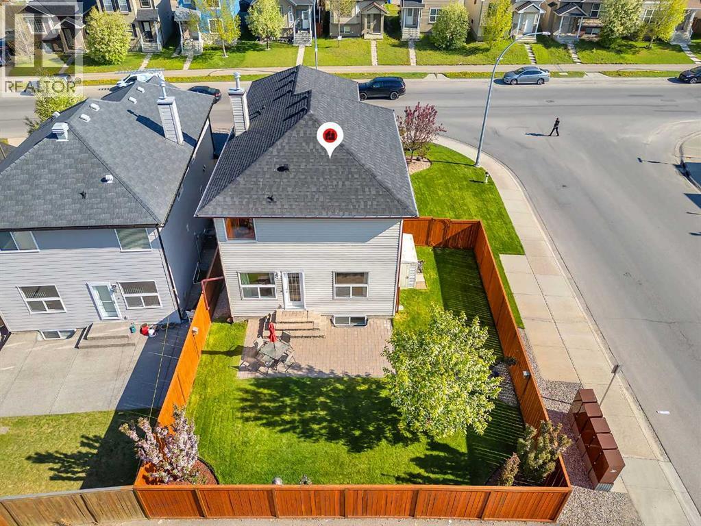 House for Sale in 214 Saddlemont Boulevard NE|Calgary, Alberta T3J5E5 4