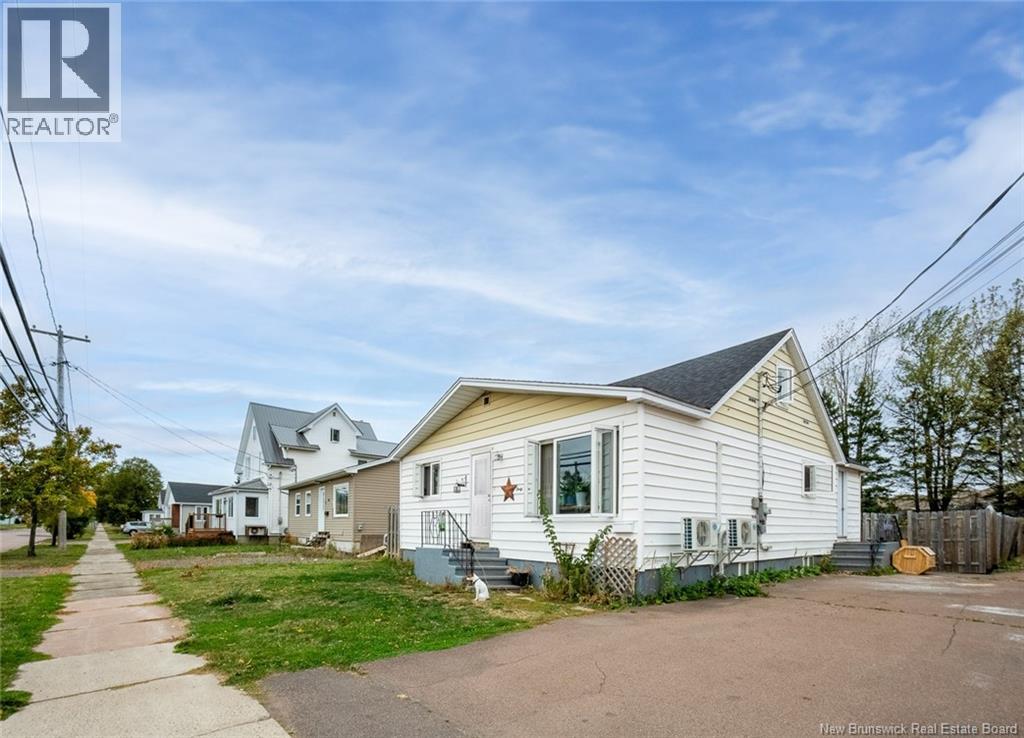 41 Vail Street, Moncton, New Brunswick E1A3L2