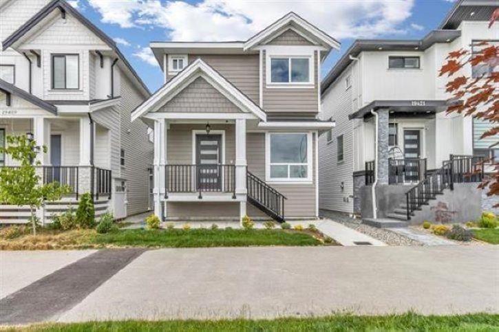 ムク sar For sale: 19415 70 AVENUE, Surrey, British Columbia V4N1N2