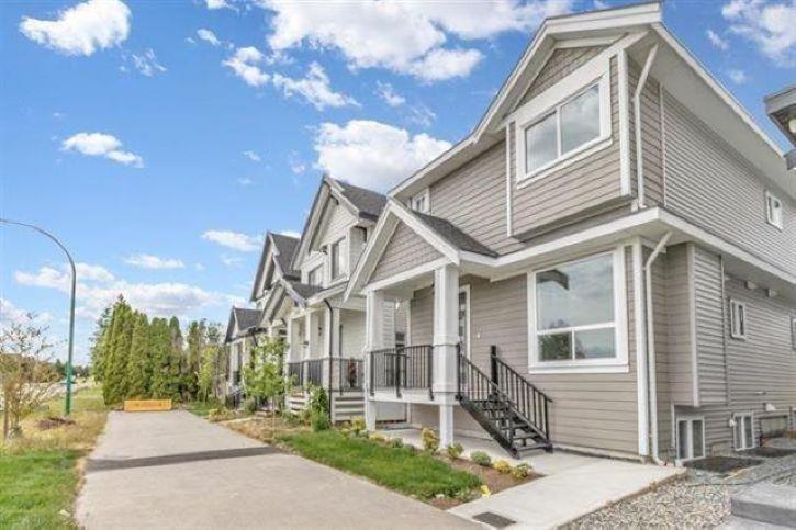 For sale: 19415 70 AVENUE, Surrey, British Columbia V4N1N2