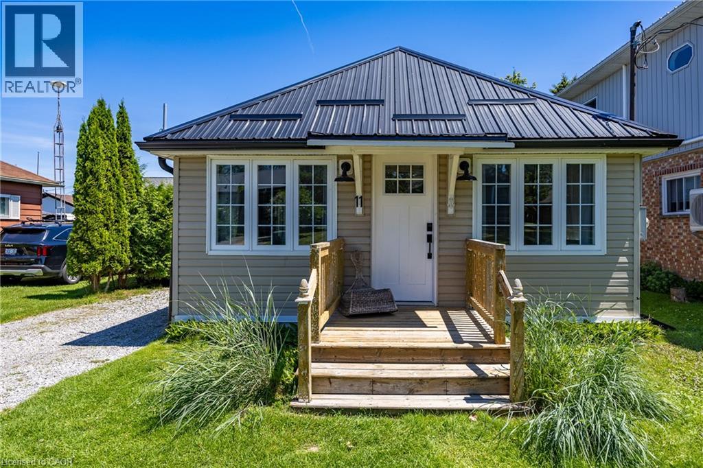 For sale: 11 BASS Lane, Long Point, Ontario N0E1M0 - 40811002