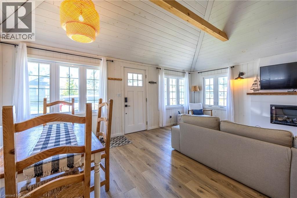 For sale: 11 BASS Lane, Long Point, Ontario N0E1M0 - 40811002