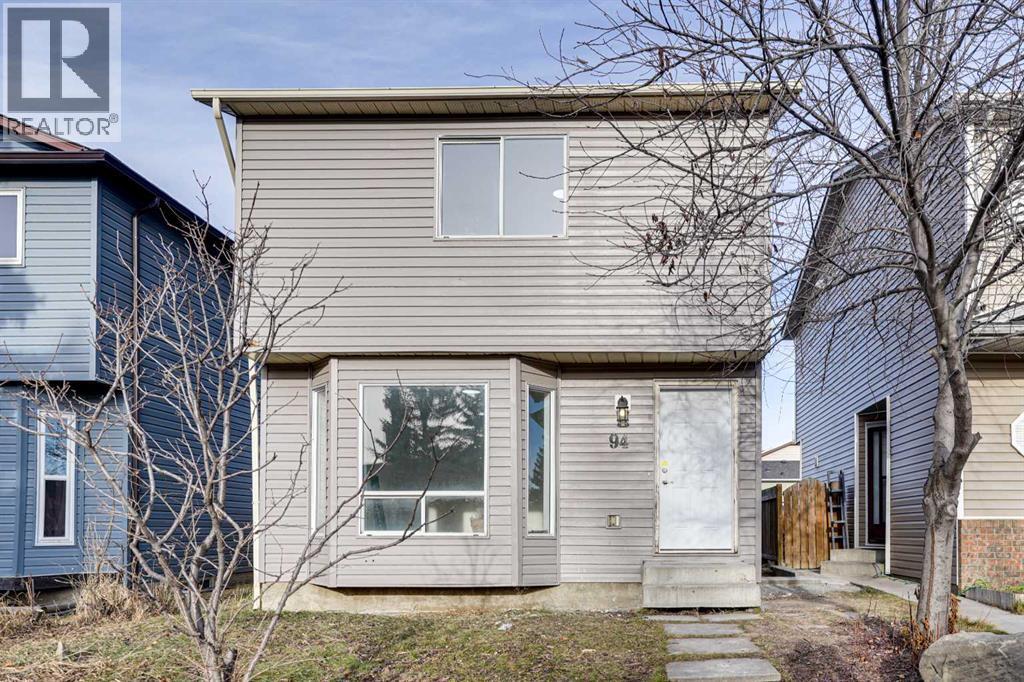 House for Sale in 94 Martindale Boulevard NE|Calgary, Alberta T3J2X5 2