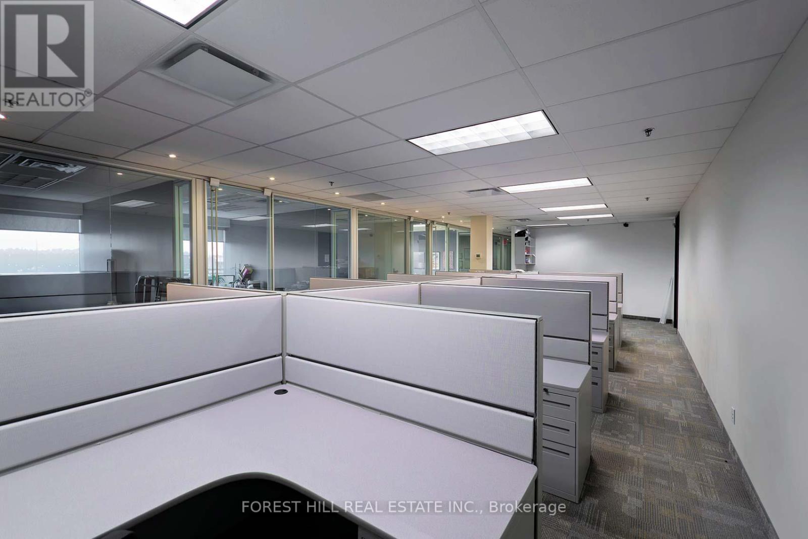 For sale: 200 - 23 LESMILL ROAD, Toronto (St. Andrew-Windfields ...
