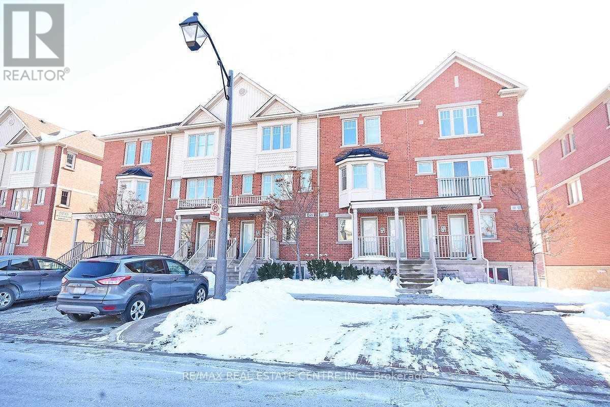 Row / Townhouse for Sale in 4 - 5605 OSCAR PETERSON BOULEVARD|Mississauga (Churchill Meadows), Ontario L5M0T2 3