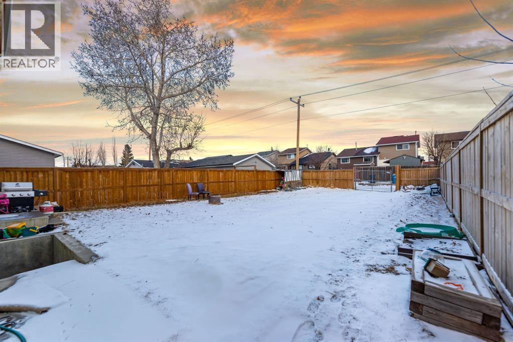 House for Sale in 48 Falton Way NE|Calgary, Alberta t3j1k4 5