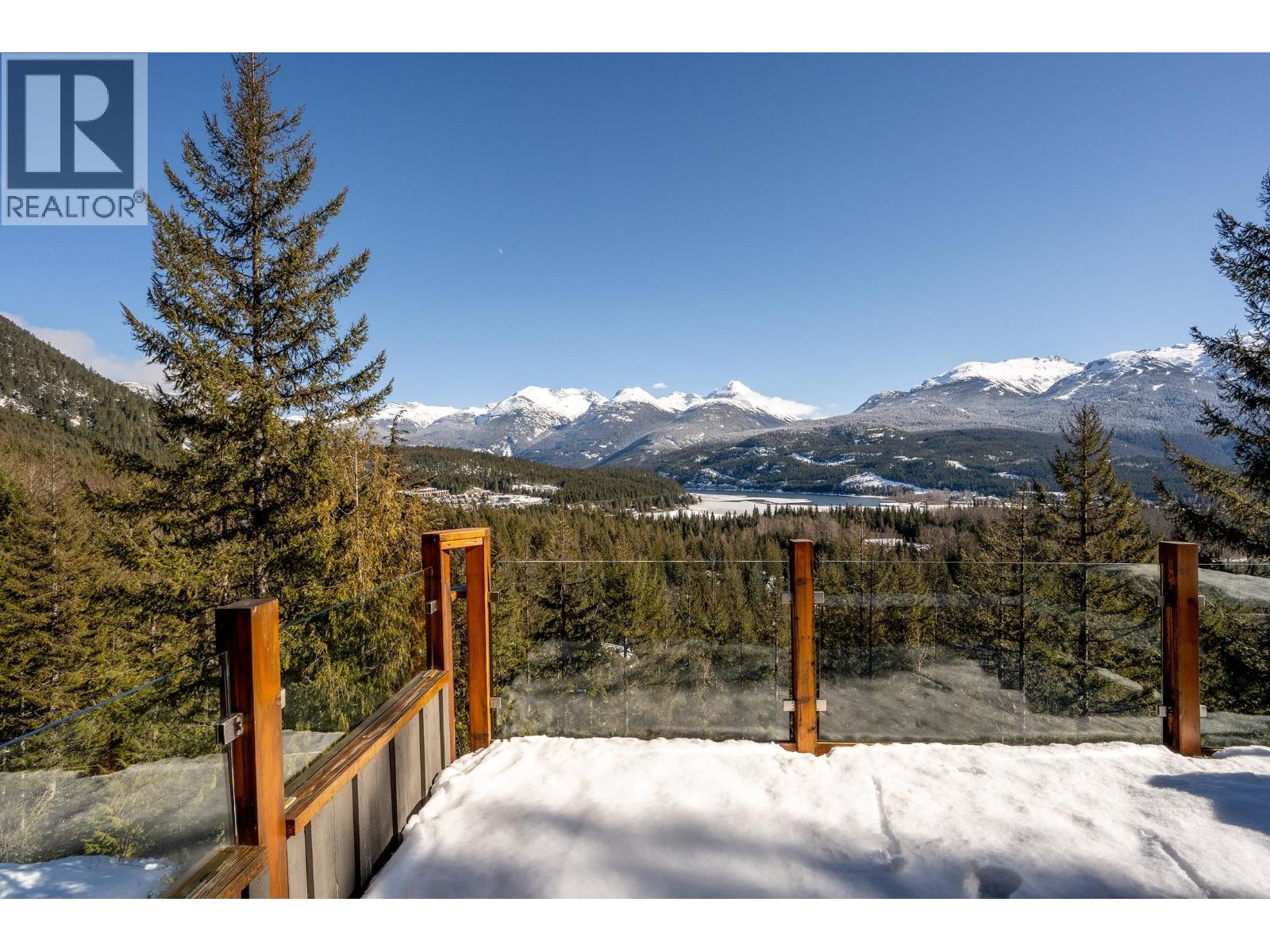 Mountain view  山の景色 For sale: 8373 MOUNTAIN VIEW DRIVE, Whistler, British Columbia
