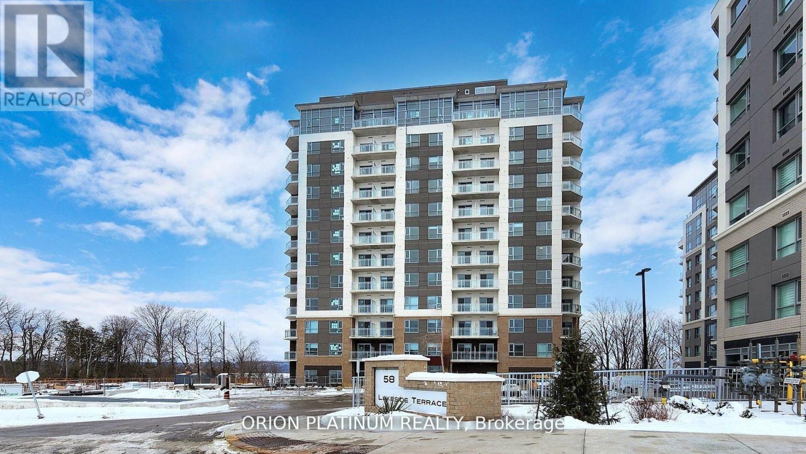 604 - 56 LAKESIDE TERRACE, Barrie (Little Lake), Ontario L4M7B9