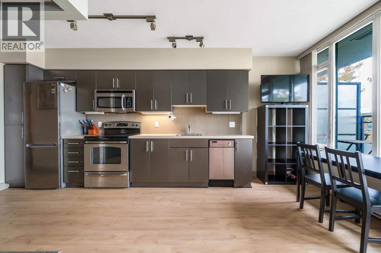 417 9009 CORNERSTONE MEWS, Burnaby, British Columbia V5A0B9