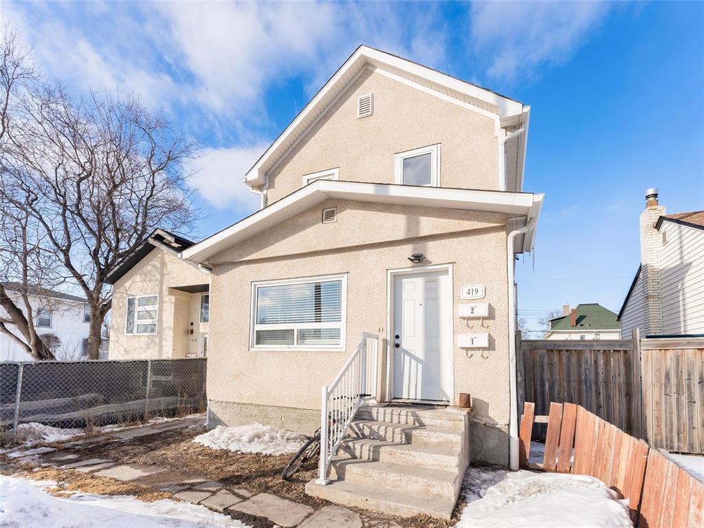 For sale: 419 Nairn Avenue, Winnipeg, Manitoba R2L0X1 - 202604484