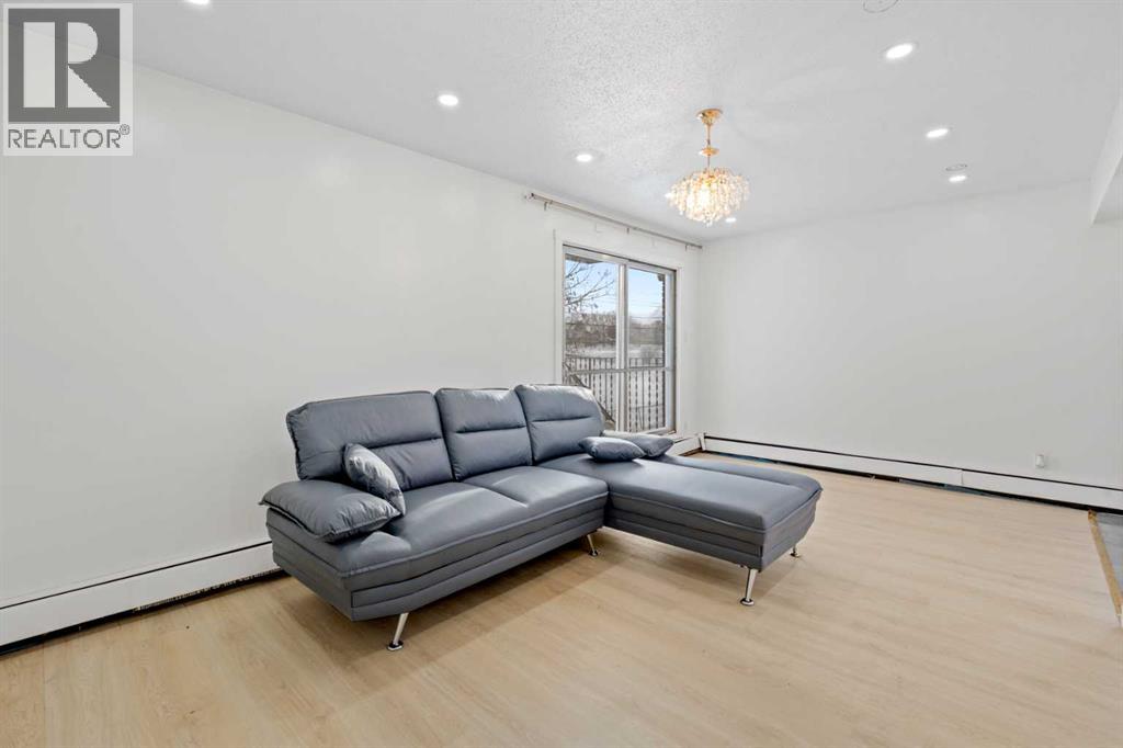 Apartment for Sale in 201, 4328 4 Street NW|Calgary, Alberta T2K1A2 4