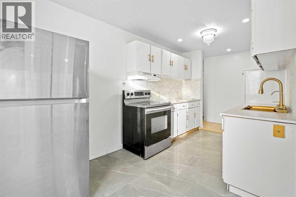 Apartment for Sale in 201, 4328 4 Street NW|Calgary, Alberta T2K1A2 5