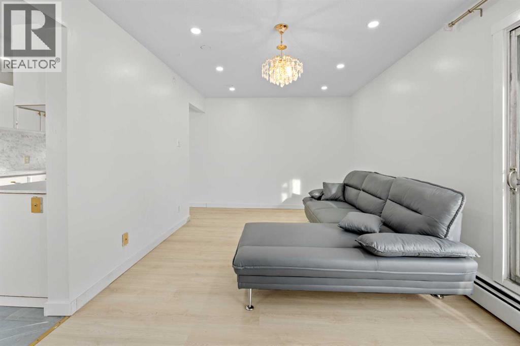 Apartment for Sale in 201, 4328 4 Street NW|Calgary, Alberta T2K1A2 2