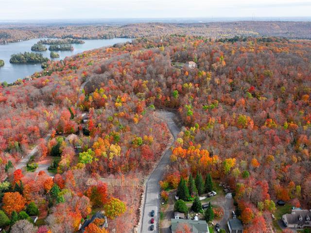 Rue des Faucons, Prévost, Quebec J0R1T0