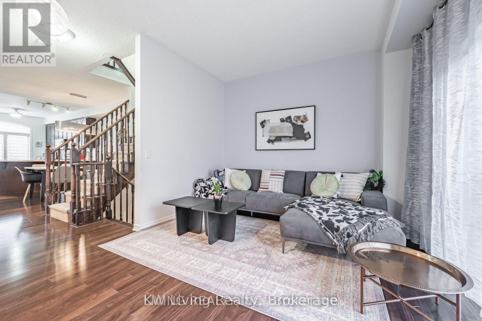 Row / Townhouse for Sale in 25 - 6625 FALCONER DRIVE|Mississauga (Streetsville), Ontario L5N0C7 3