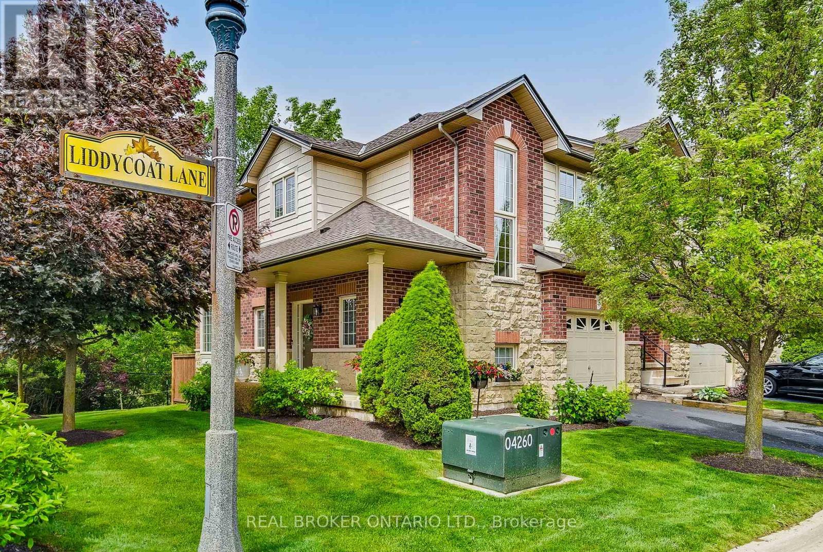 5 LIDDYCOAT LANE, Hamilton (Ancaster), Ontario L9G0A7