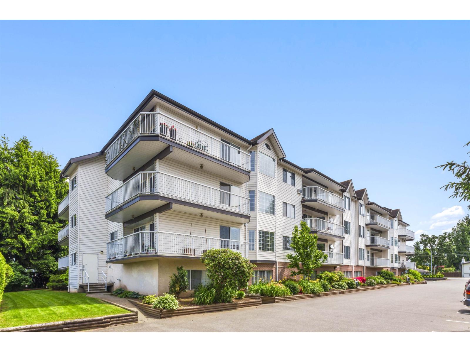 For sale: 315 33535 KING ROAD, Abbotsford, British Columbia V2S6Z5