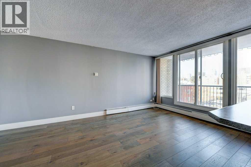 Apartment for Sale in 301, 505 19 Avenue SW|Calgary, Alberta T2S0E4 5