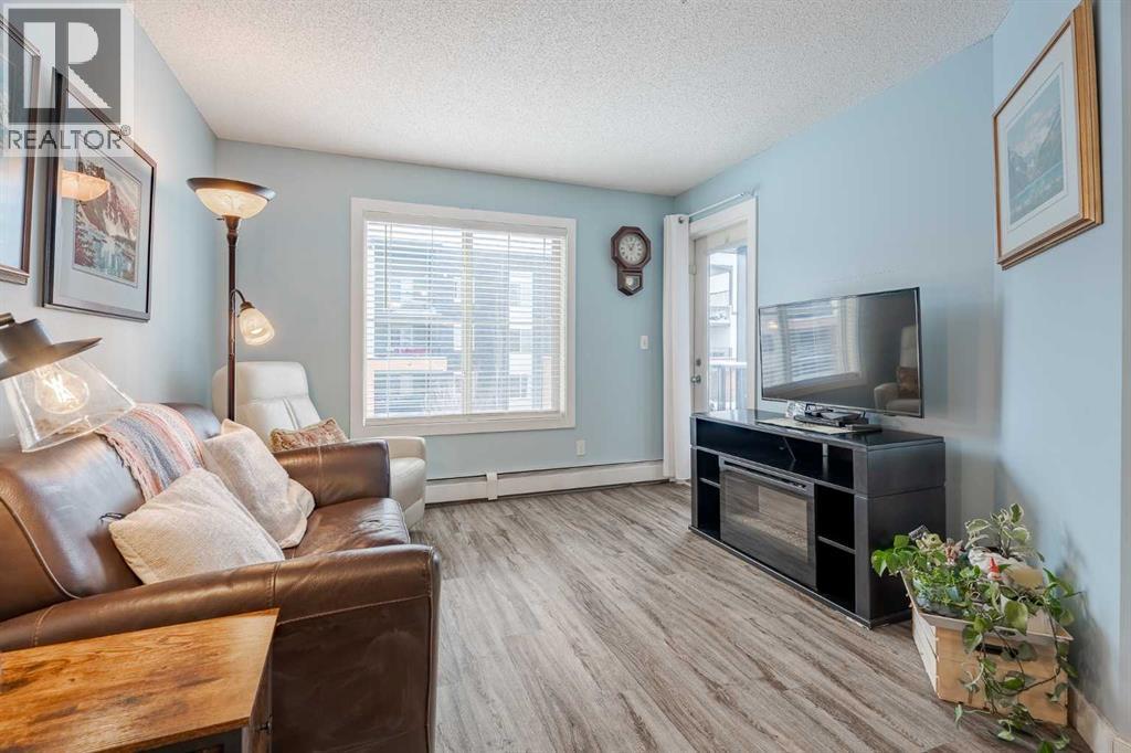 Apartment for Sale in 311, 2715 12 Avenue SE|Calgary, Alberta T2A4X8 4