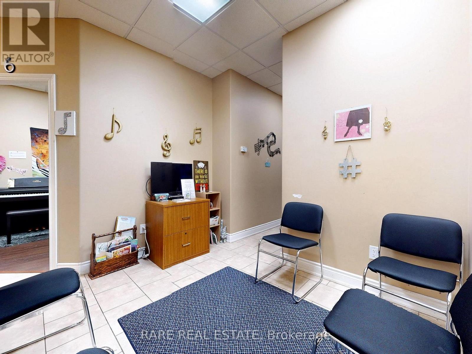 For sale: 3 - 48 CENTENNIAL ROAD, Orangeville, Ontario L9W3T4