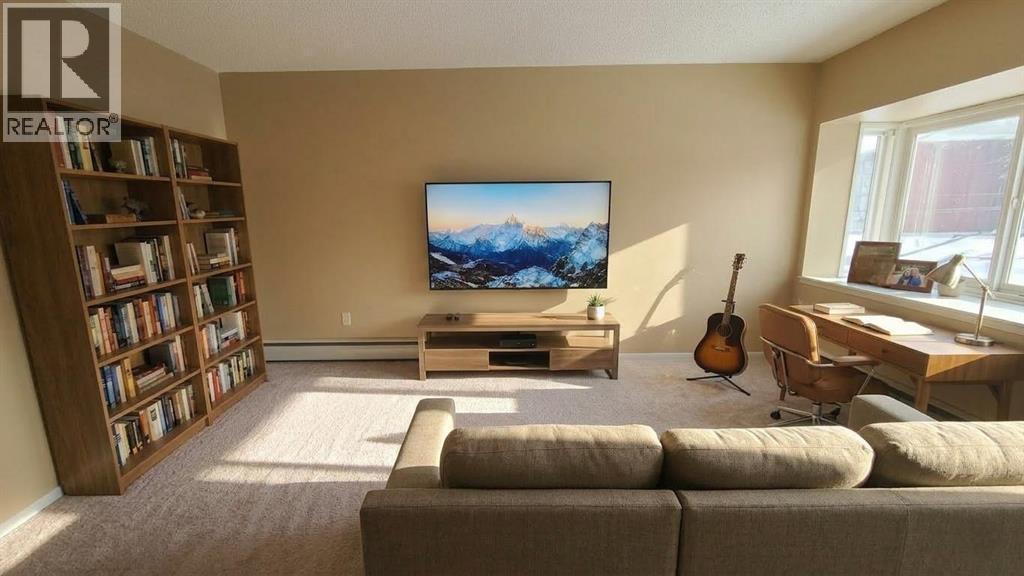 Apartment for Sale in 224, 8235 Elbow Drive SW|Calgary, Alberta T2V1K6 4