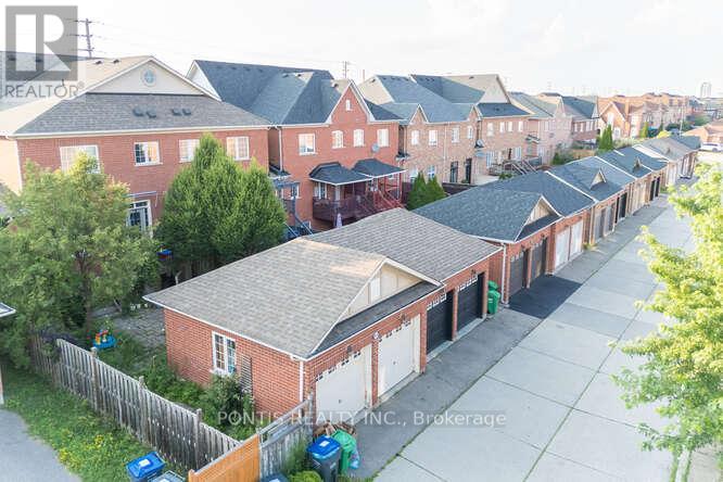 Row / Townhouse for Sale in 3452 EGLINTON AVENUE W|Mississauga (Churchill Meadows), Ontario L5M7P4 3