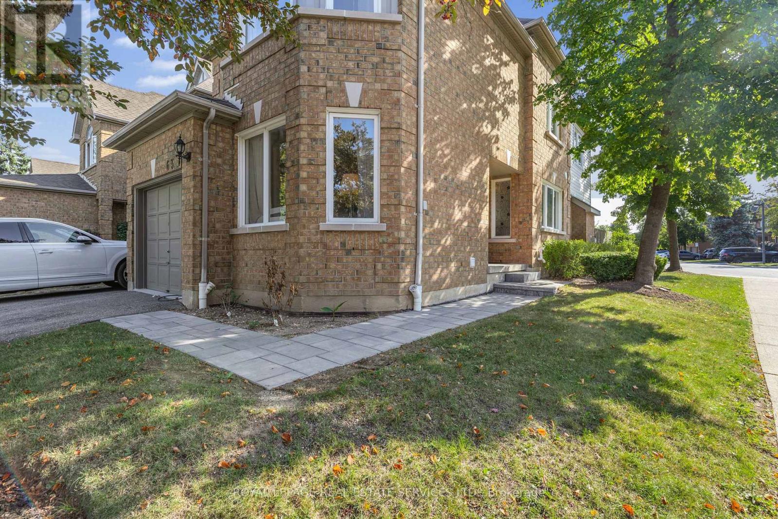 Row / Townhouse for Sale in 63 - 5230 GLEN ERIN DRIVE|Mississauga (Central Erin Mills), Ontario L5M5Z7 2