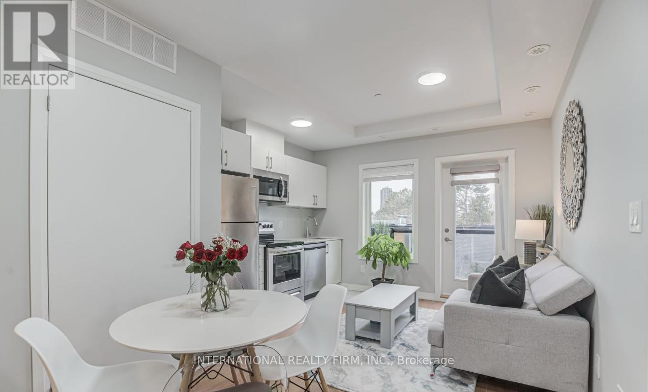 Row / Townhouse for Sale in 213 - 402 THE EAST MALL|Toronto (Islington-City Centre West), Ontario M9B3Z9 4