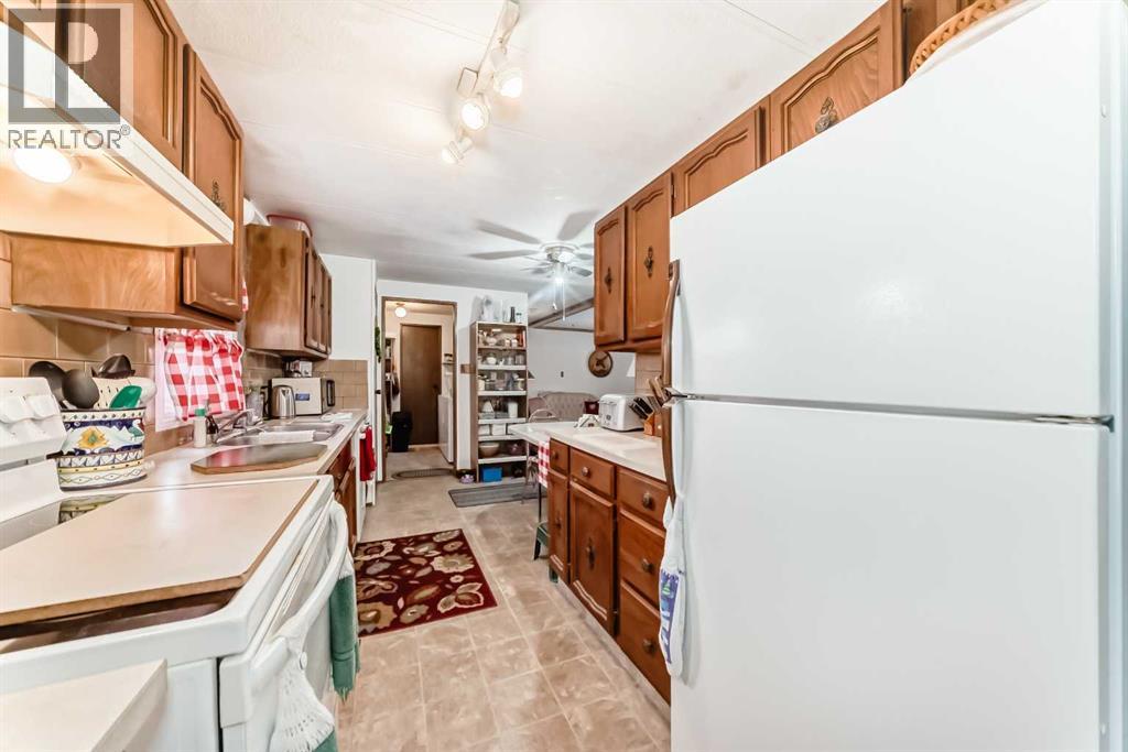 Mobile Home for Sale in 99, 99 Arbour Lake Road NW|Calgary, Alberta T3G4E4 4