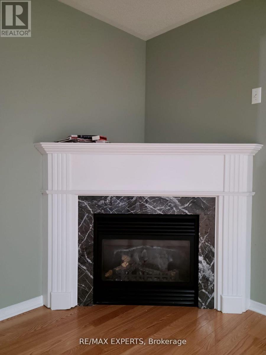 Row / Townhouse for Sale in 3769 NIGHTSTAR DRIVE|Mississauga (Churchill Meadows), Ontario L5M8A5 5