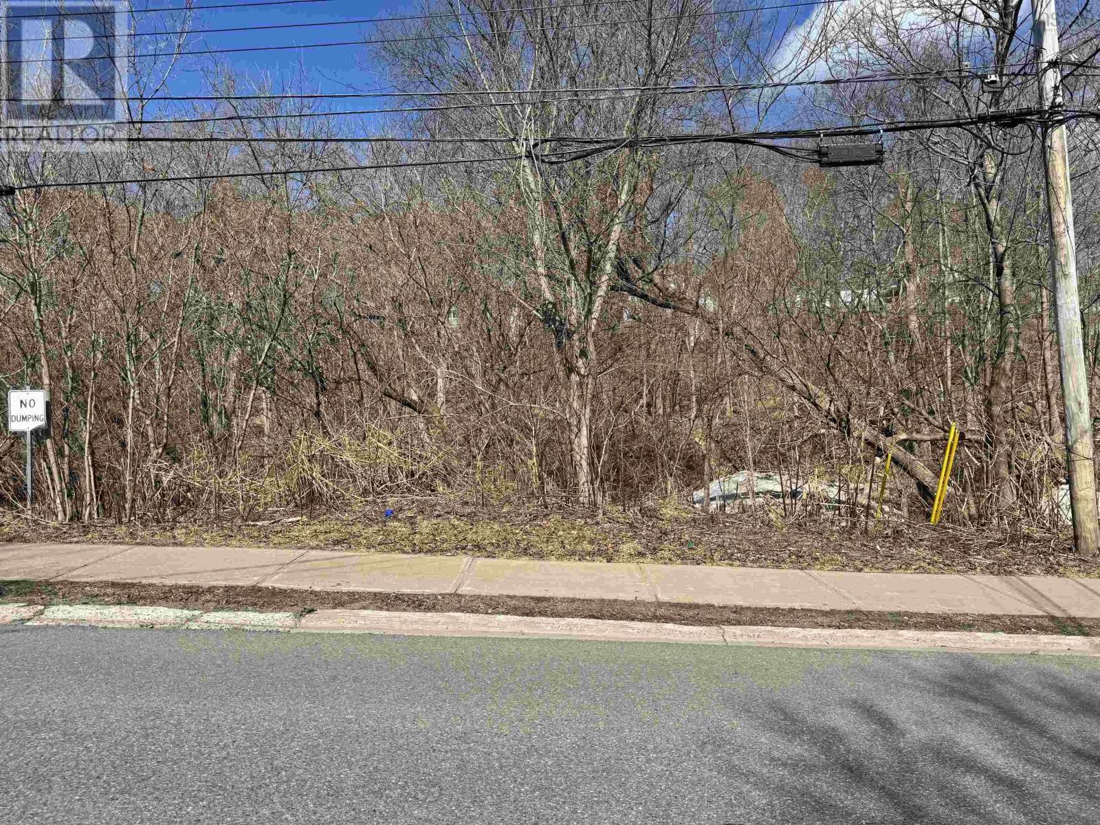 23 Munroe Avenue, New Glasgow, Nova Scotia B2H2E4