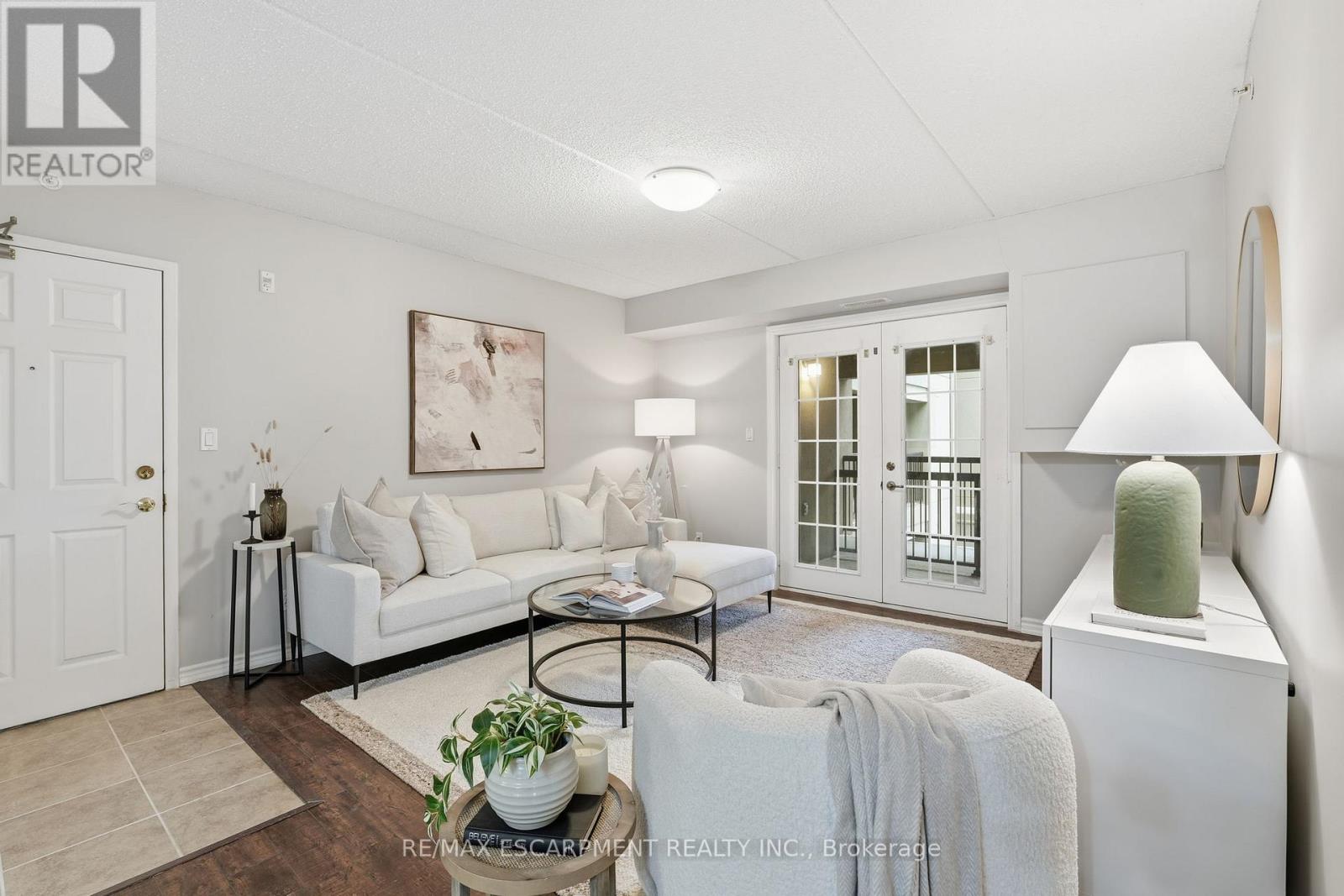 308-2055APPLEBYLINE,Burlington(Uptown),OntarioL7L7H1