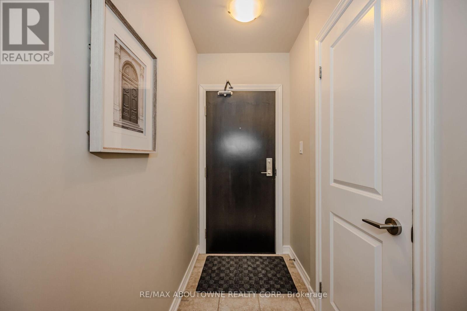 Row / Townhouse for Sale in 312 - 269 GEORGIAN DRIVE|Oakville (RO River Oaks), Ontario L6H0L1 5