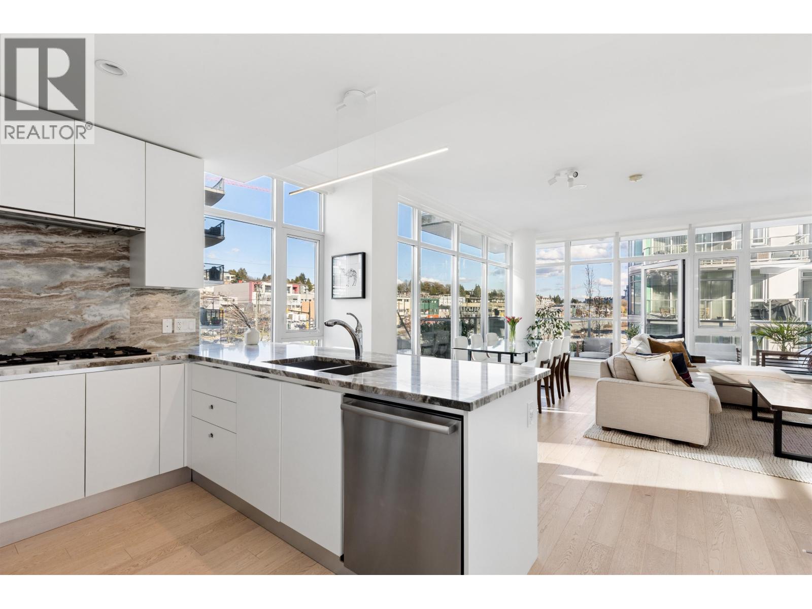 409 185 VICTORY SHIP WAY