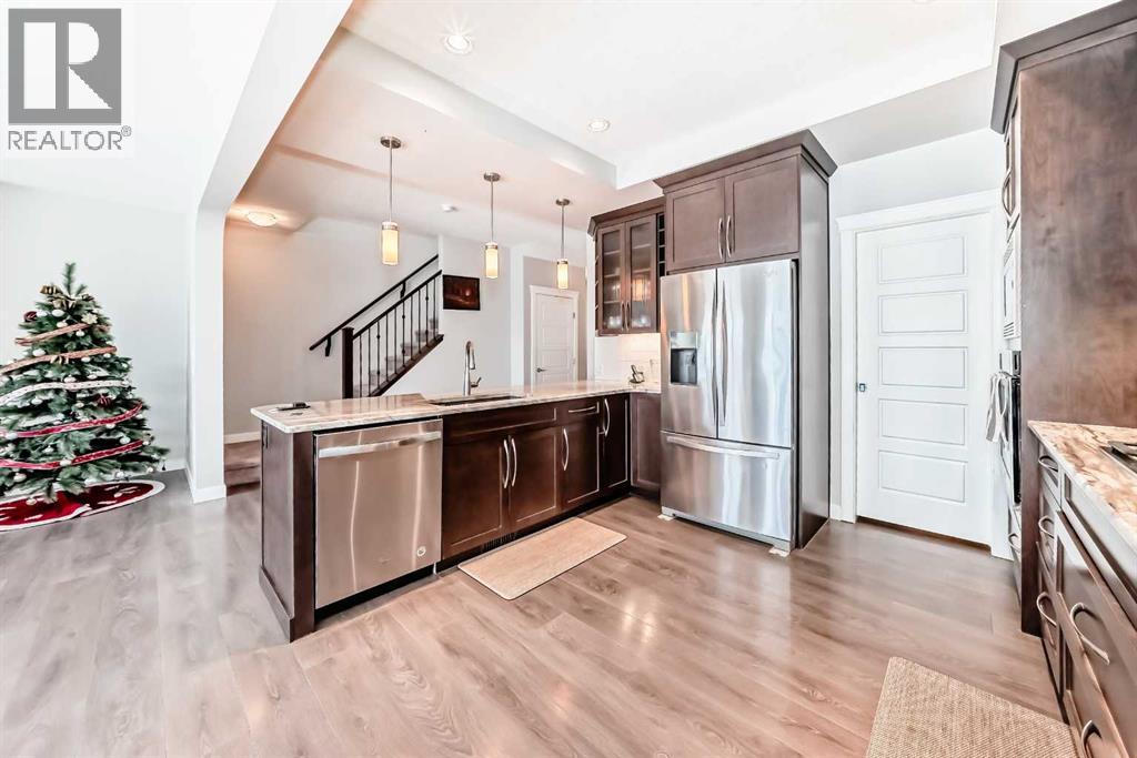 House for Sale in 144 Nolancrest Circle NW|Calgary, Alberta T3R0T7 4