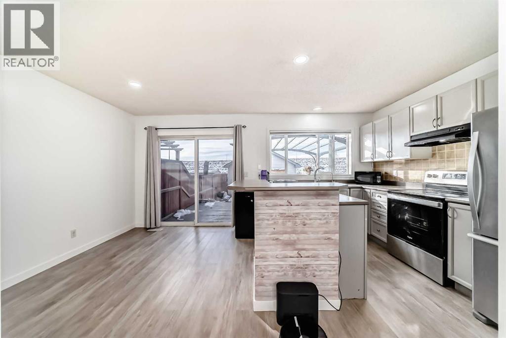 Duplex for Sale in 294 Elgin View SE|Calgary, Alberta T2Z4N6 4
