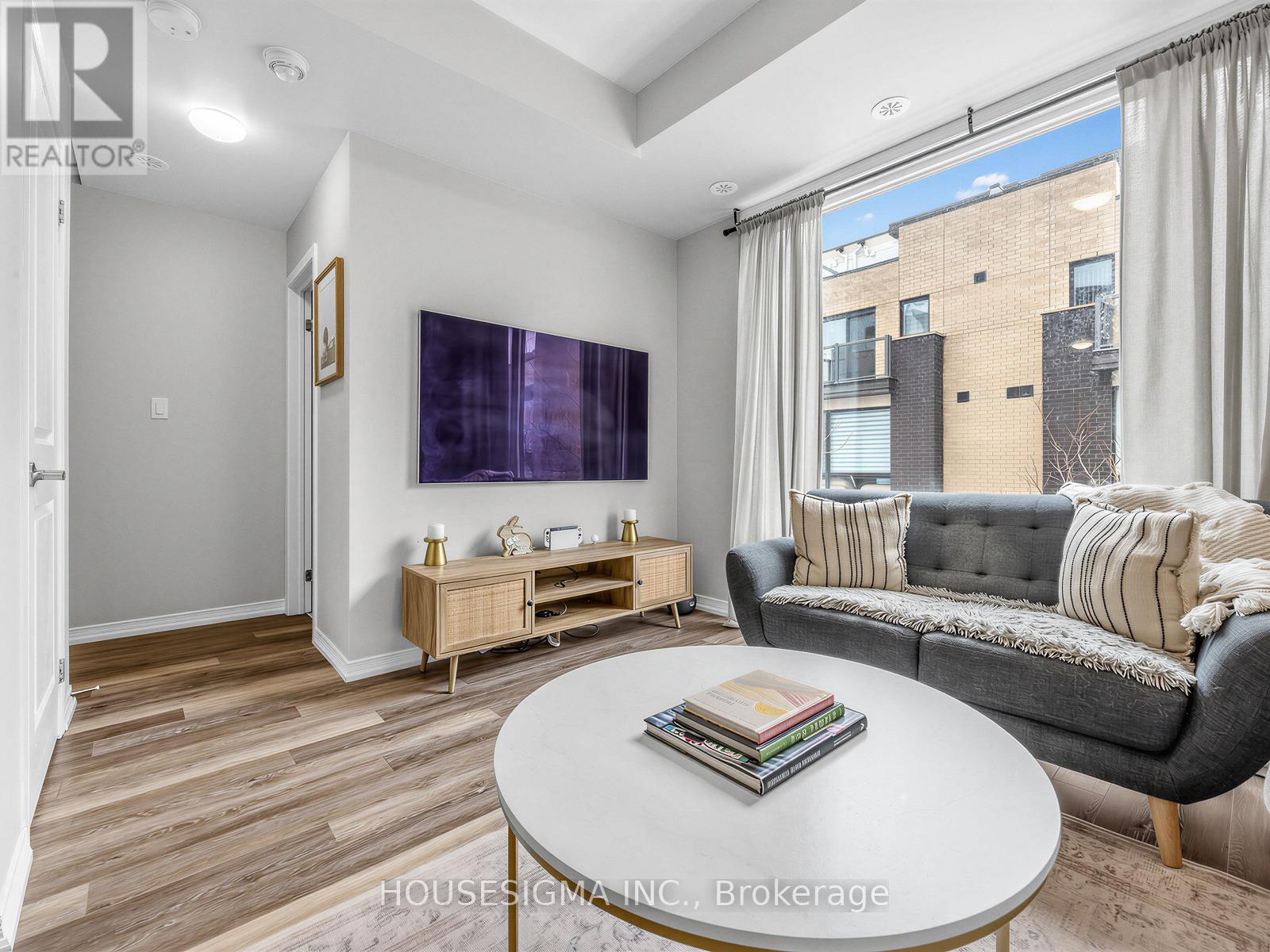 Row / Townhouse for Sale in 139 - 34 FIELDWAY ROAD|Toronto (Islington-City Centre West), Ontario M8Z3L2 4