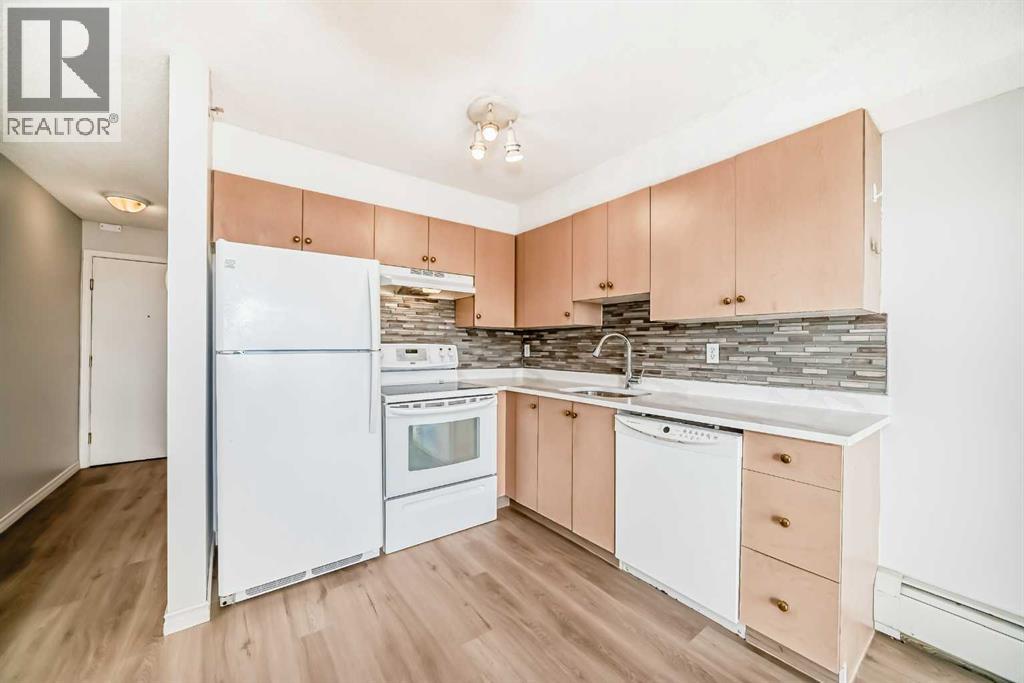 Apartment for Sale in 425, 1717 60 Street SE|Calgary, Alberta T2A7Y7 5