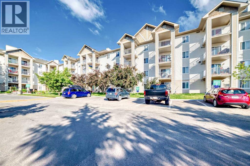 Apartment for Sale in 425, 1717 60 Street SE|Calgary, Alberta T2A7Y7 2