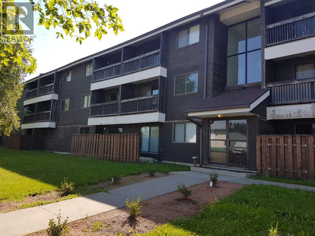For sale: 306, 5317 5 Avenue, Edson, Alberta T7E1P7 - A2252577 | REALTOR.ca
