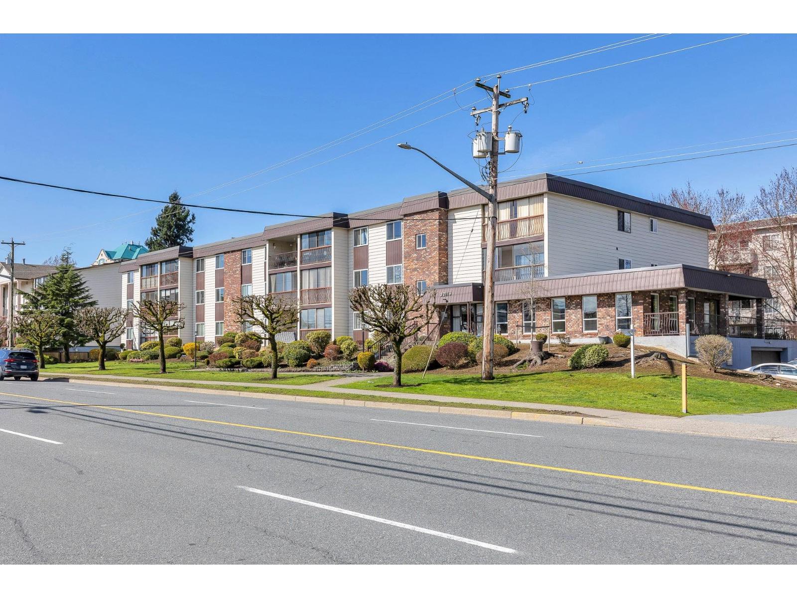 107 32119 OLD YALE ROAD, Abbotsford, British Columbia V2T2C8