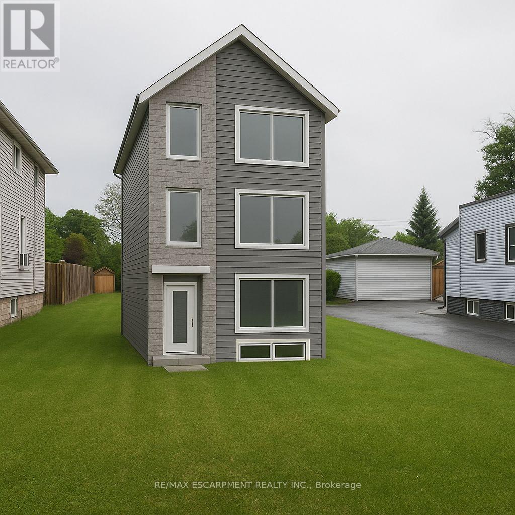 258 HELLEMS AVENUE, Welland (Welland Downtown), Ontario L3B3B7