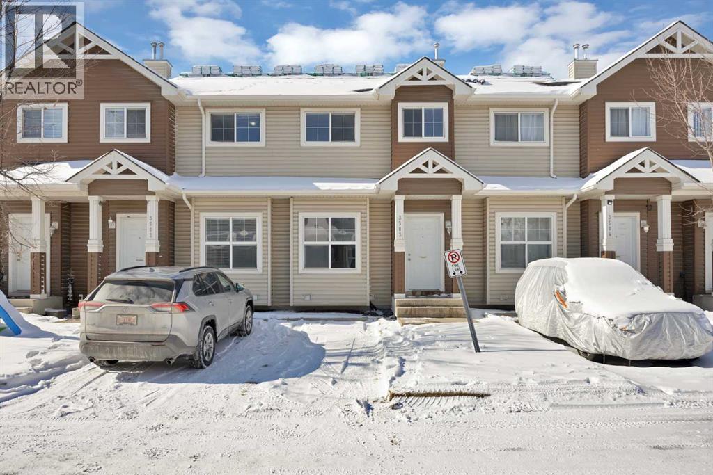 Row / Townhouse for Sale in 3503, 111 Tarawood Lane NE|Calgary, Alberta T3J0G9 4